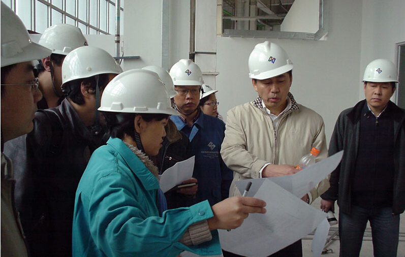 施工現(xiàn)場(chǎng)勘查 